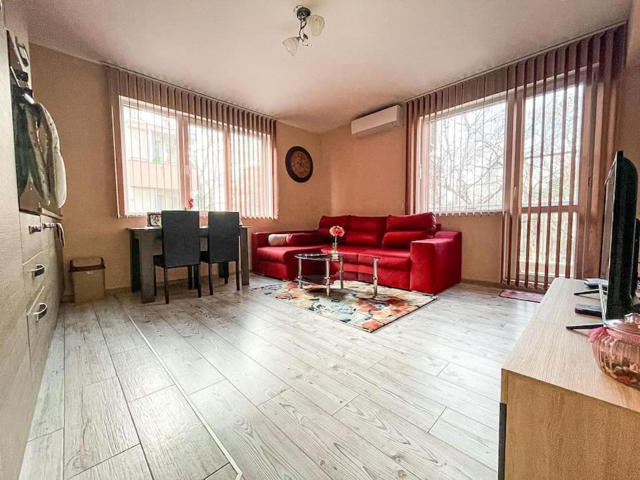 Modern & Bright 1Bd Apartment Near Main Square Plovdiv Extérieur photo